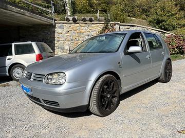 VOLKSWAGEN Golf 4ª serie - 2003