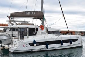CATANA BALI 4.2  2023 - PERFETTO  - 689 ORE