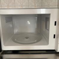 Forno a microonde marca Daewoo