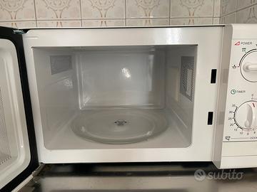 Forno a microonde marca Daewoo