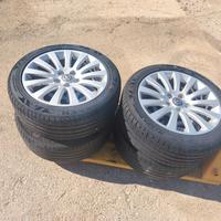 gomme 245 45 18
