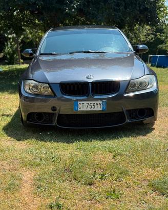Bmw 320i e90