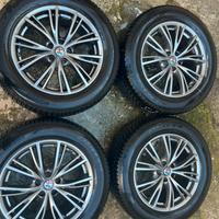 Cerchi e gomme Alfaromeo.