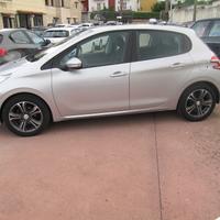 Peugeot 208 1.2 VTi 82 CV 5 porte Allure