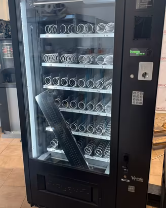 Distributori automatici usati necta fas bianchi