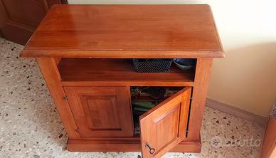 Mobile porta TV in arte povera 