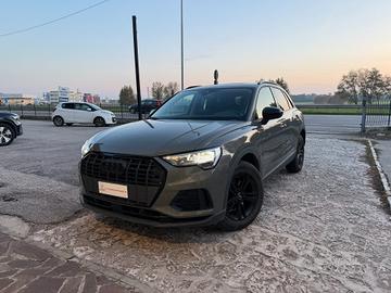 Audi Q3 35 TFSI Business