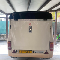 Carrello chiuso portamoto