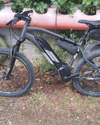 ROCKRIDER elettrica con pedalata assistita, ST900
