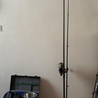 Canna Shimano Tribal 5.0lb 13 feet con Daiwa emble