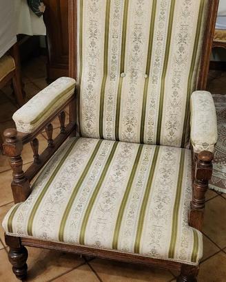 Antica poltrona fine 800