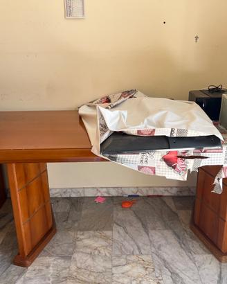 Tavolo da pranzo in legno massello