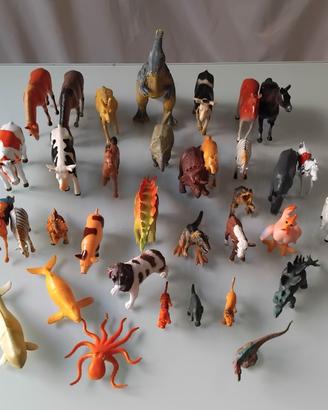 47 animali di plastica e gomma