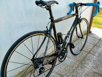 Bici da corsa carbonio