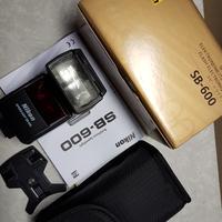 Flash nikon sb-600