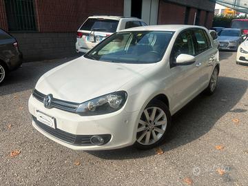 VOLKSWAGEN GOLF HIGHLINE