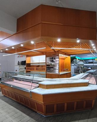 Banco panificio salumeria gastronomia