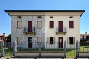 PORZIONE DI BIFAMILIARE A POVEGLIANO