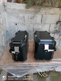 Givi trekker Outback 37 e 48 litri valigie 