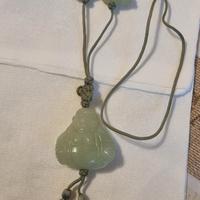 collana con ciondoli in giada verde