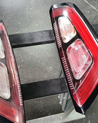 fari (dx/sx) posteriori Fiat punto Evo 2009-2012 