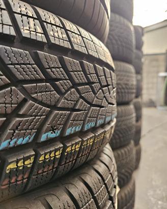 215 65 R 17 Goodyear ULTRAGRIP Suv Renault NEW 
