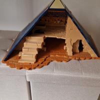 piramide Playmobil 