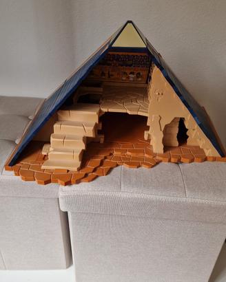piramide Playmobil 