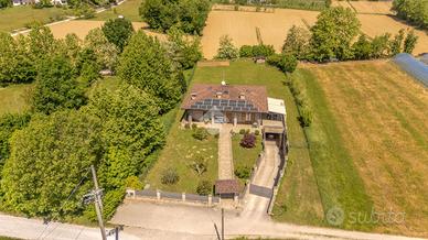 VILLA SINGOLA A SCANZOROSCIATE