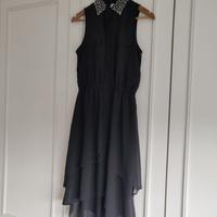 Vestito nero elegante con colletto perle – chiffon