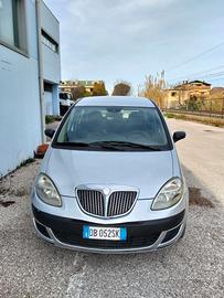 Lancia Musa 1900 diesel