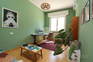 5 LOCALI A RHO