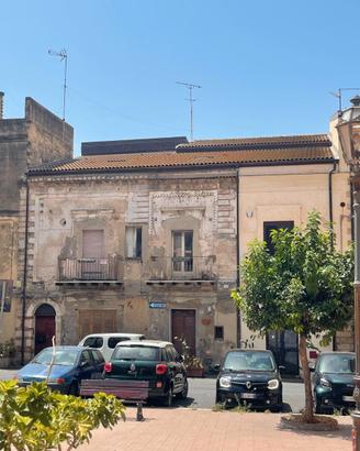 Quadrilocale da ristrutturare