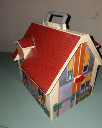Playmobile casetta portatile 