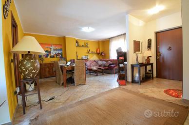 VILLA A SCHIERA A DURAZZANO