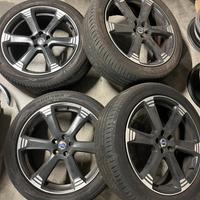 Cerchi lega gomme Volvo