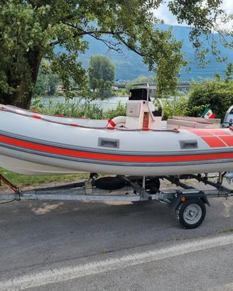 Gommone BSC 46 con motore HONDA - Senza patente
