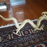 Drago paglia intrecciata