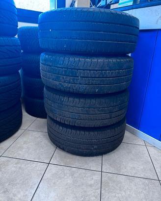 GOMME CON CERCHI FORD  TRANSIT