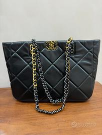 Borsa Chanel vip gift