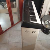 piano Yamaha p 121