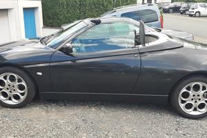 Alfa Romeo spider 