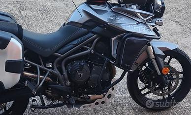 Paramotore HEED BUNKER + Borse Triumph Tiger 800