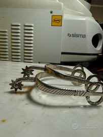 Speroni in argento puro dell'anno 1972