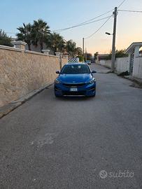 KIA XCeed 1.6 CRDi 115 CV DCT Style – Pari al nuov