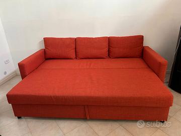 Divano letto arancione 3 posti con contenitore