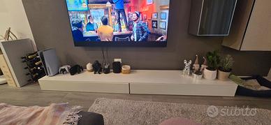 Mobile Tv Moderno