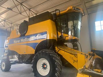 NEW HOLLAND CSX 7050 HILL SIDE