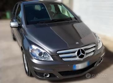 Mercedes Classe B180