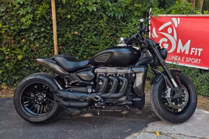 Triumph Rocket 3 Black 1000 esemplari